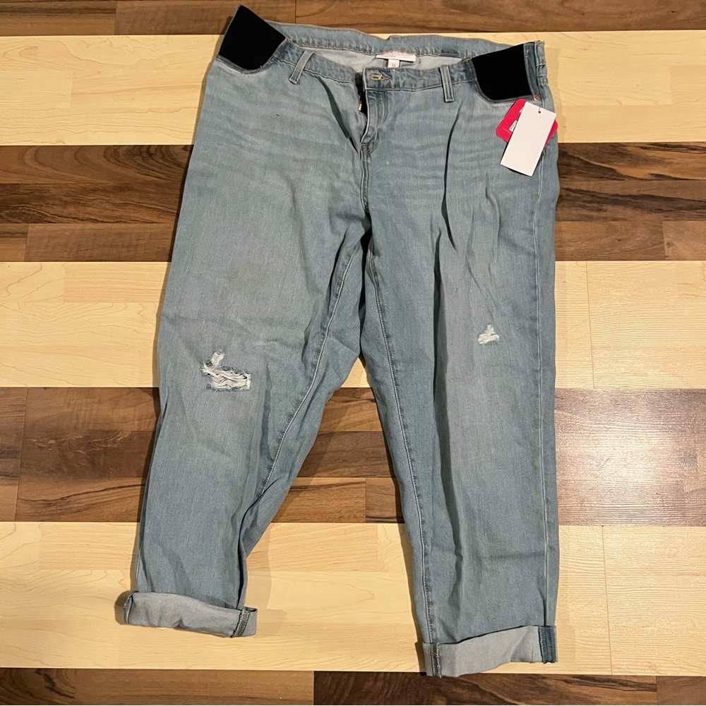 NWT Isabel Maternity Boyfriend Jeans
